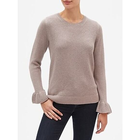 Banana Republic Flare Sleeve Textured Crew Neck Sweater‎ Size Small Oatmeal - Picture 1 of 12